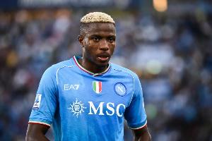 土媒：加拉塔萨雷可提供后期3500万欧费用担保函，以签下奥斯梅恩